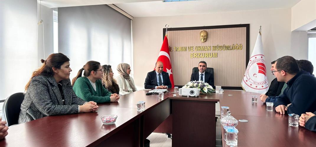 Sözleşmeli personellerimizin sözleşme yenileme imza töreni gerçekleştirildi.